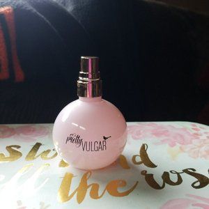 Pretty Vulgar Lock it in setting spray, 3.0 oz.